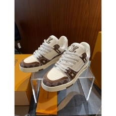 Louis Vuitton Trainer Sneaker